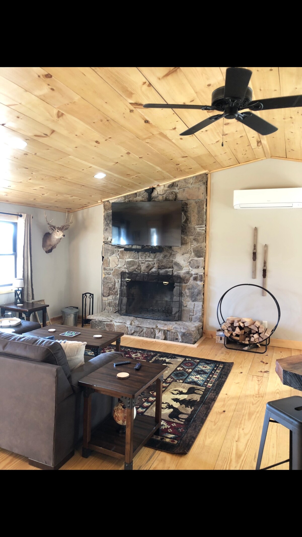 غرفة المعيشة 1