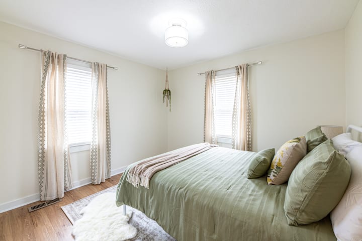 غرفة النوم 2