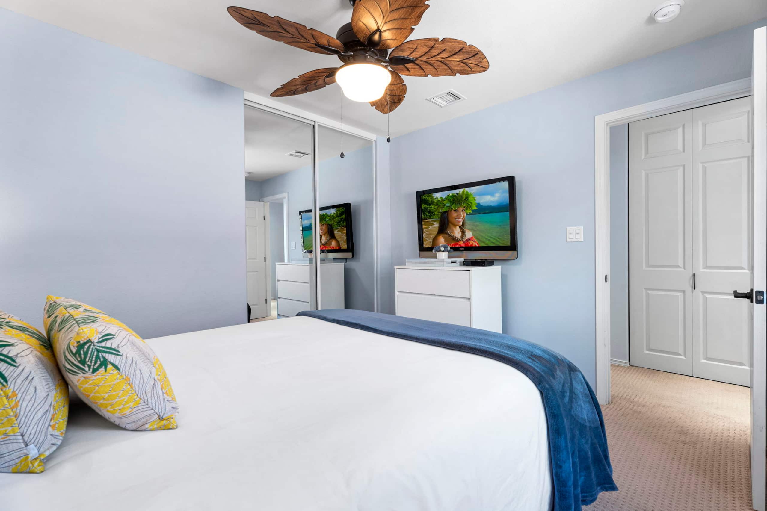 Spacious 3 BR Townhome by Beach - Photo 40
