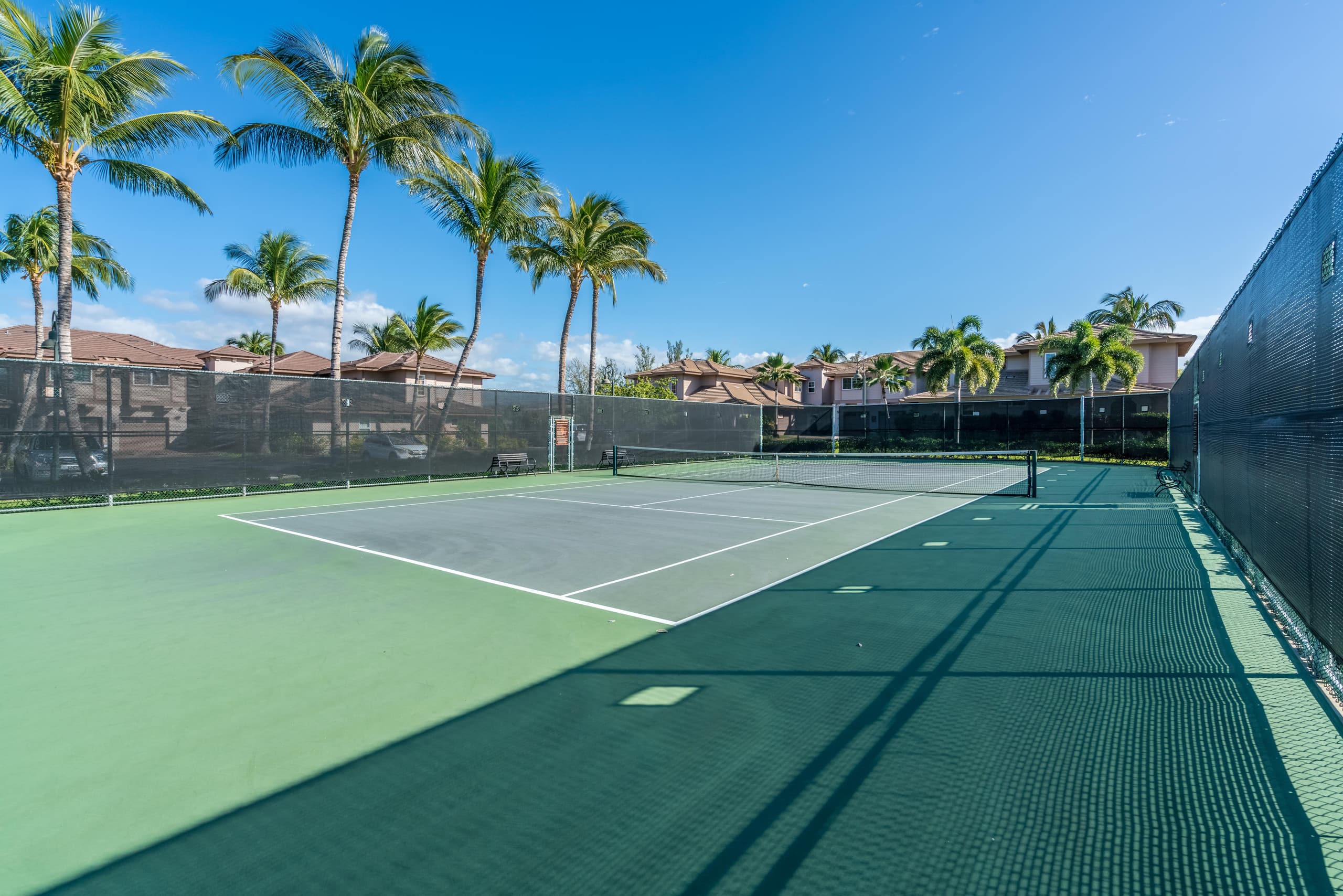 Spacious 3 BR Townhome by Beach - Photo 64