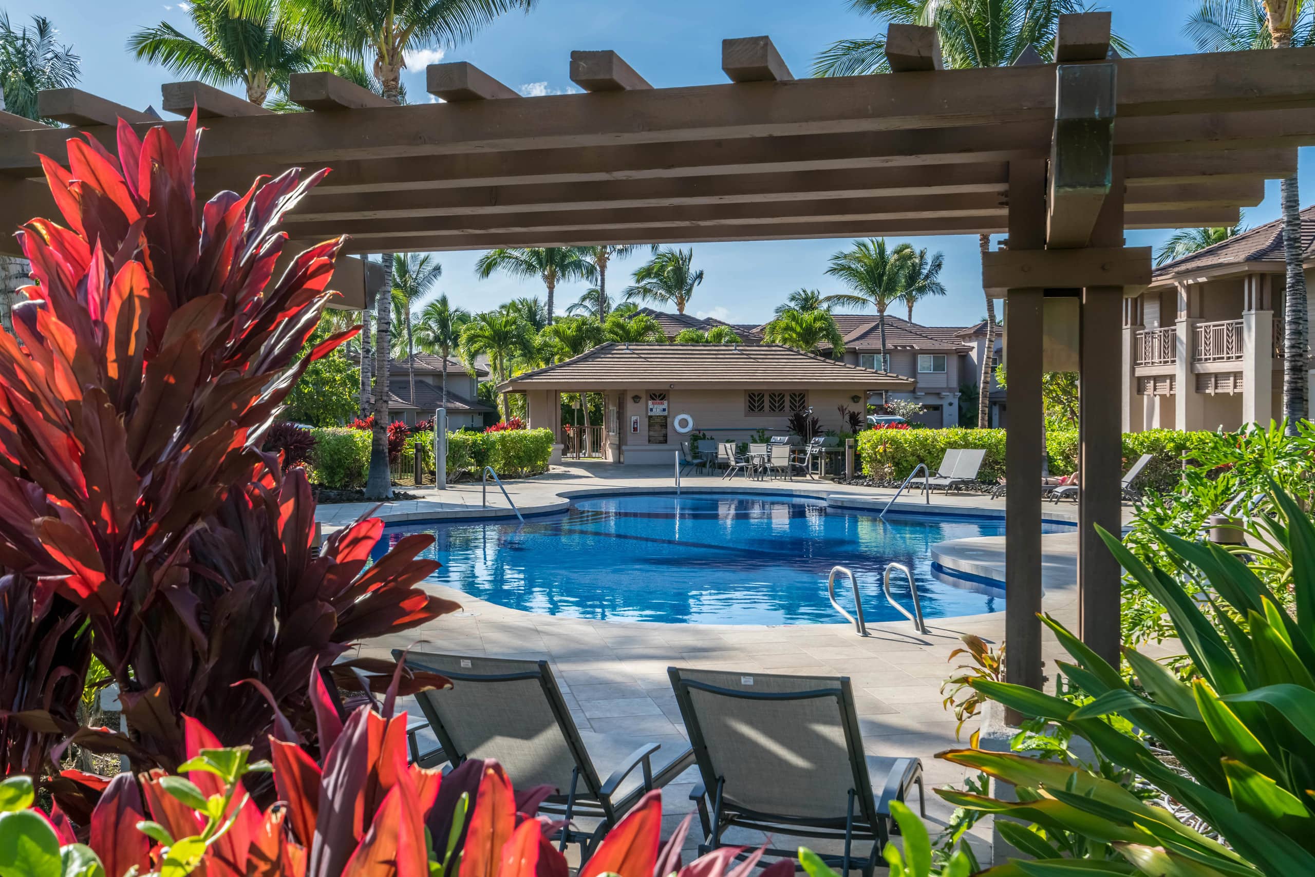 Spacious 3 BR Townhome by Beach - Main photo