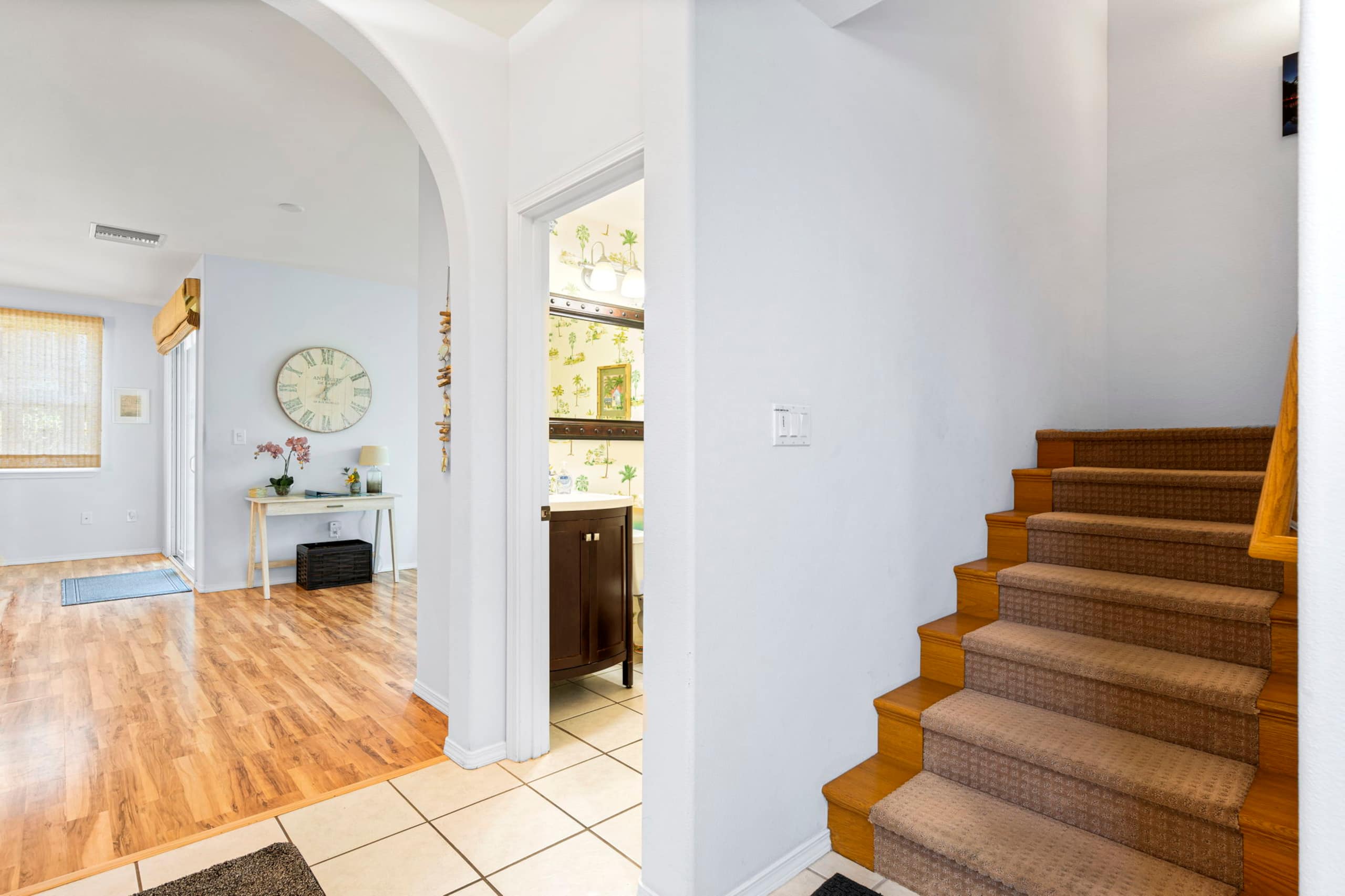 Spacious 3 BR Townhome by Beach - Photo 28