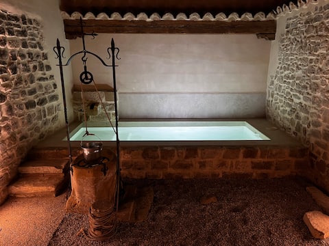 Captain Medina's House. 15th century. Pool 6+2pax