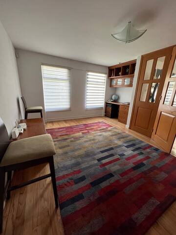 Beautiful house in condo. gallery image 5