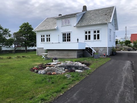 Sandsgata 36, Skudeneshavn