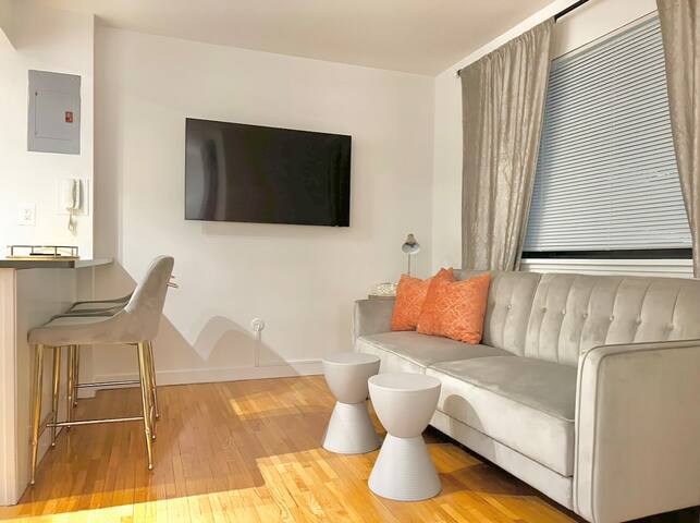 Boss Living NYC Center gallery image 5