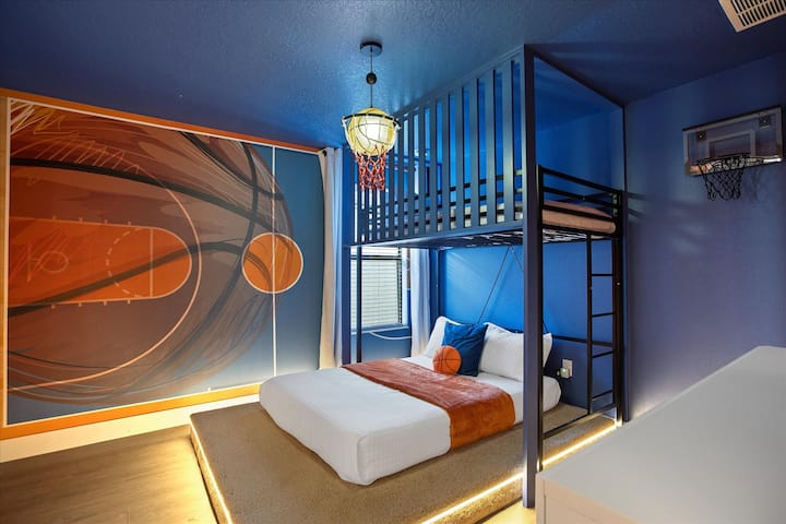 Dvokrevetna soba s bračnim krevet