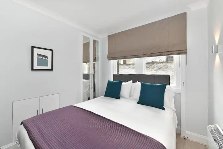 2 Bed Chiltern Street Apartment Marylebone C gallery image 5