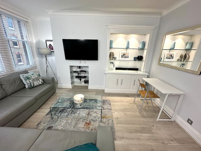 2 Bed Chiltern Street Apartment Marylebone D gallery image 4