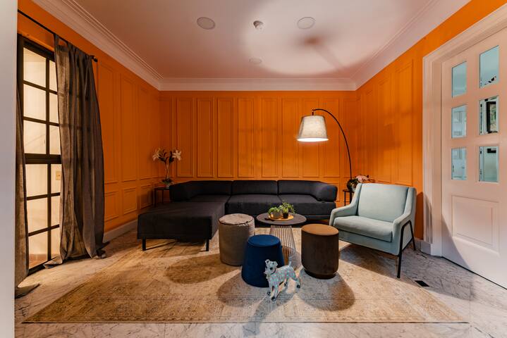 Beaux-Arts house in Condesa with rooftop / 16 PAX gallery image 5