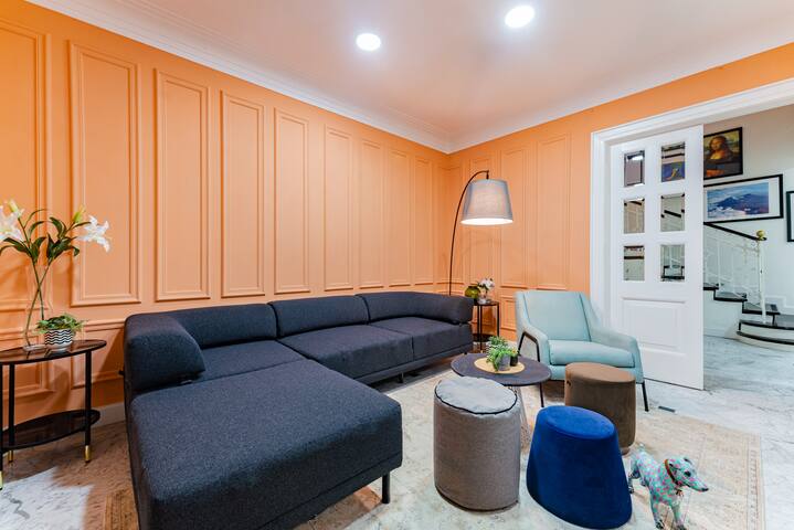 Beaux-Arts house in Condesa with rooftop / 16 PAX gallery image 4