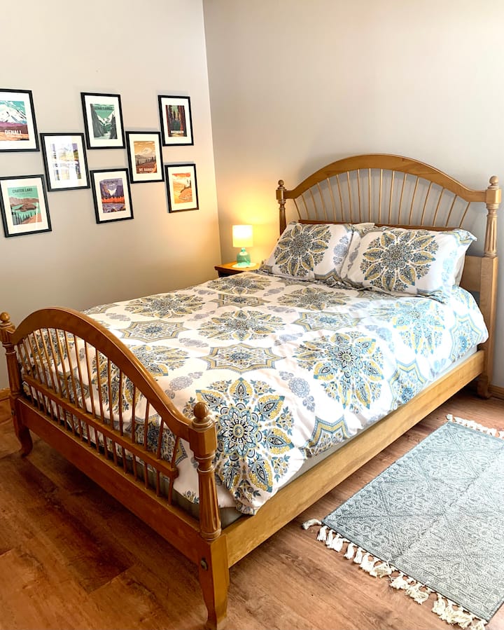 Cama tamaño queen con colchón numérico para dormir