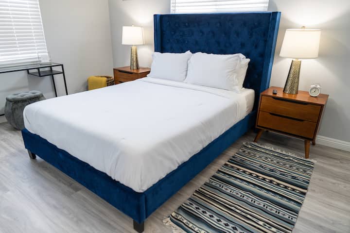 CHUMBA CHA KULALA -- Tazama Ziara ya Mtandaoni ya 3D ya Nyumba Hapa: https://tinyurl.com/2pf7byws