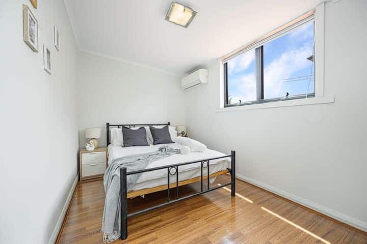 ห้อง 3 พร้อมเตียงคู่และครีมนวดผมที่ชั้นบน 