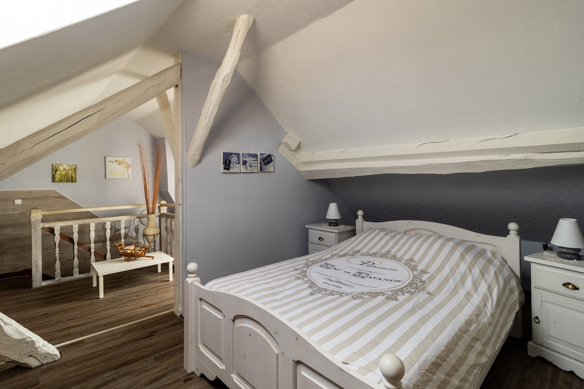 Glavna spavaća soba (2. kat)