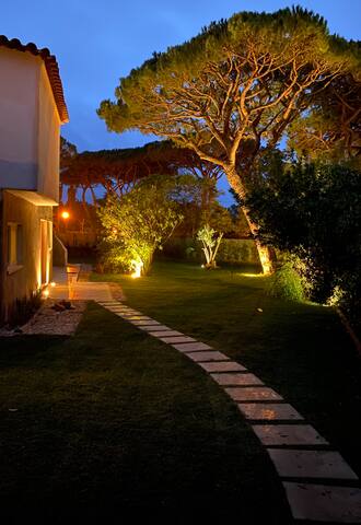 Amazing Villa at Quinta da Marinha gallery image 4