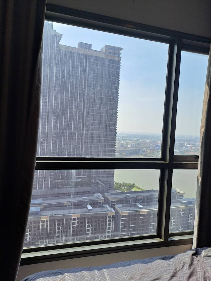 Riverside Condo Room - Bangkok