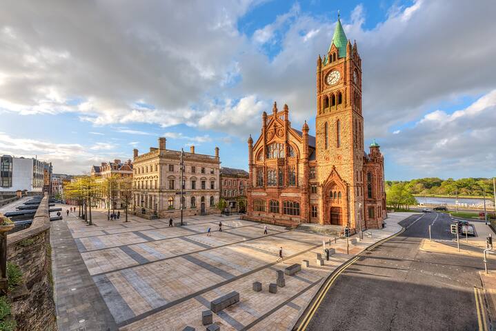Home in Derry / Londonderry, 5 Min Walk From Uni