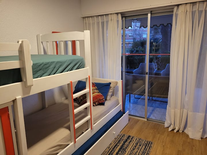 спалня 3, чучета, моряк, климатик, телевизор