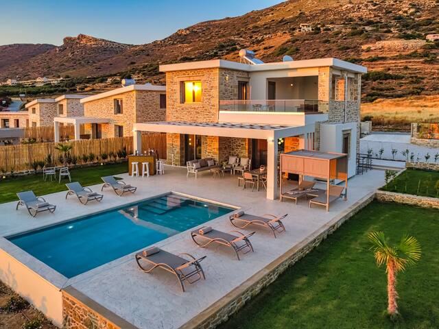 FREE breakfast-Prive Pool-Walk to Falassarna Beach gallery image 4