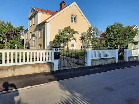 Central, Free parking, sauna and bicycles.