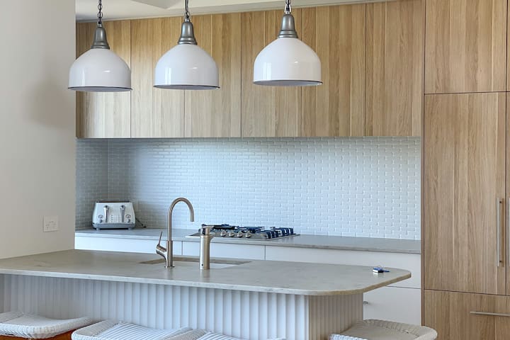 Luxurious penthouse-park, Golf Course, ocean views