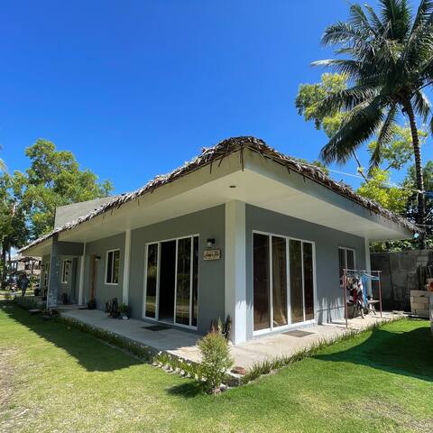 Sabas Beach Family Cottage 1