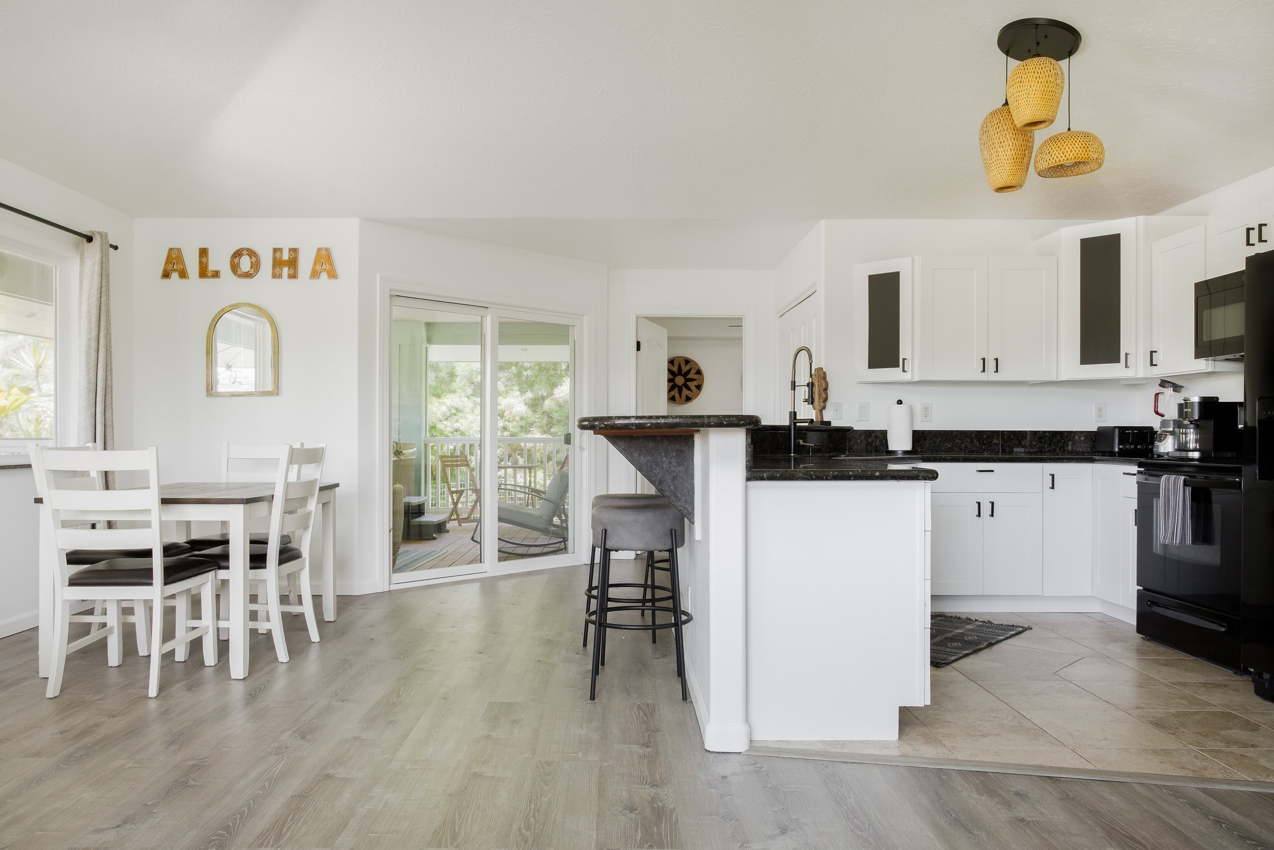 Home in Keaau · ★4.94 · 3 bedrooms · 5 beds · 2 private baths - Image 9