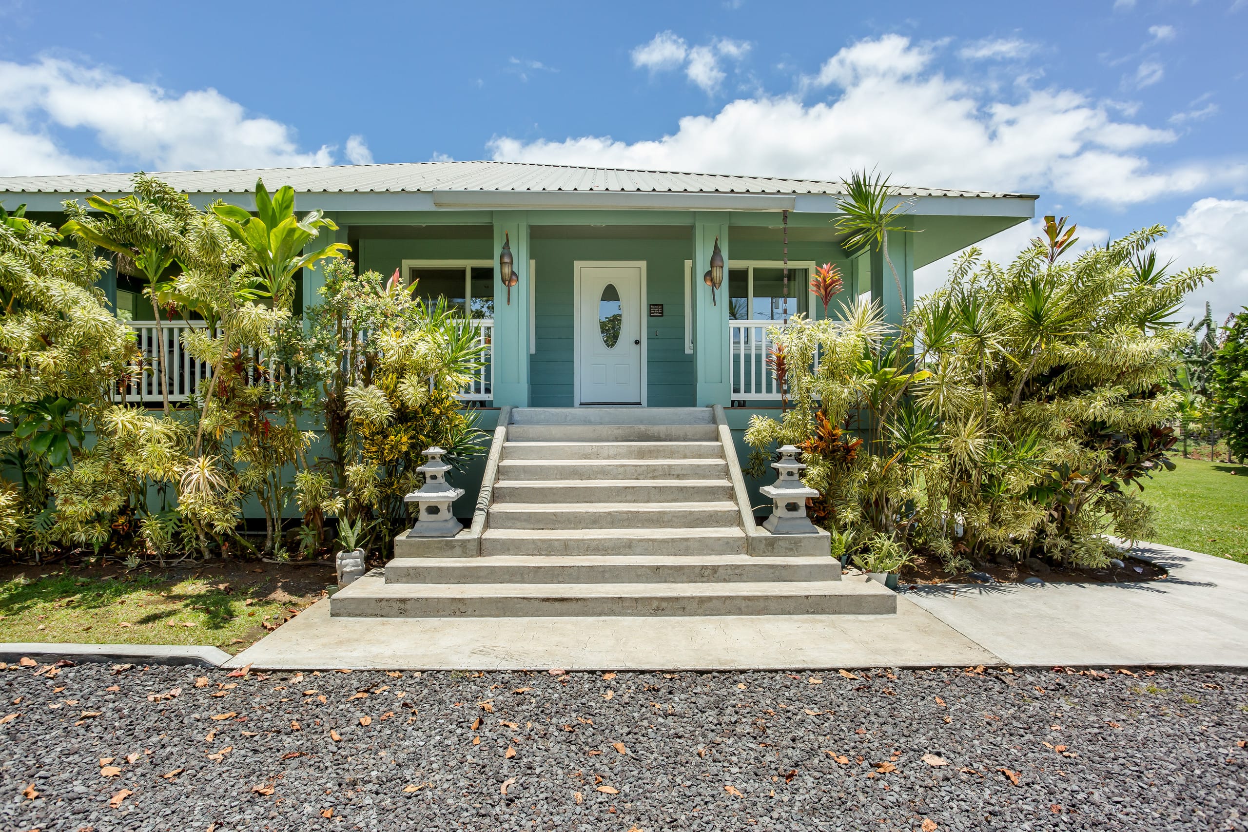 Home in Keaau · ★4.94 · 3 bedrooms · 5 beds · 2 private baths - Image 6
