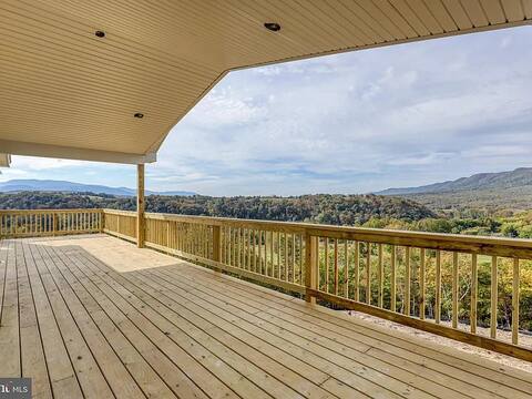 Spring Cliff: Unmatched Views