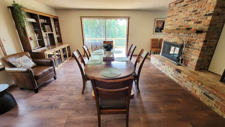Spacious, Relaxing 5 Bedroom Home Near Mayo Clinic