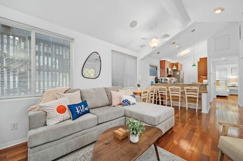 The Laguna Village Beach Cottage