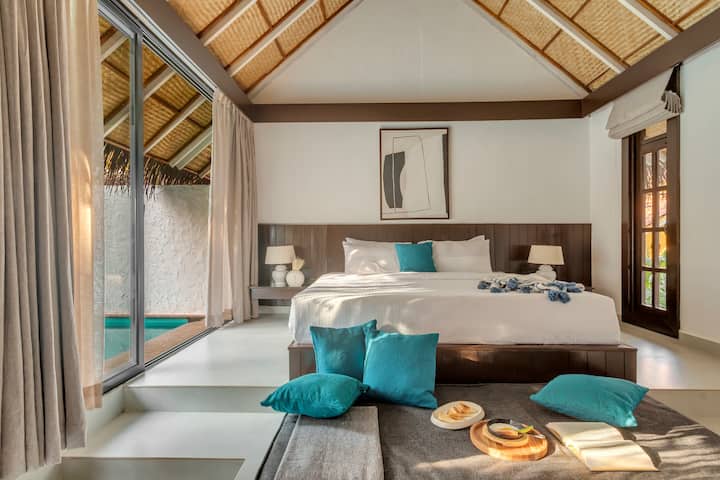 Bedroom image 1