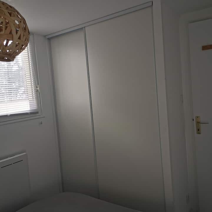 Ormar, spavaća soba, donja