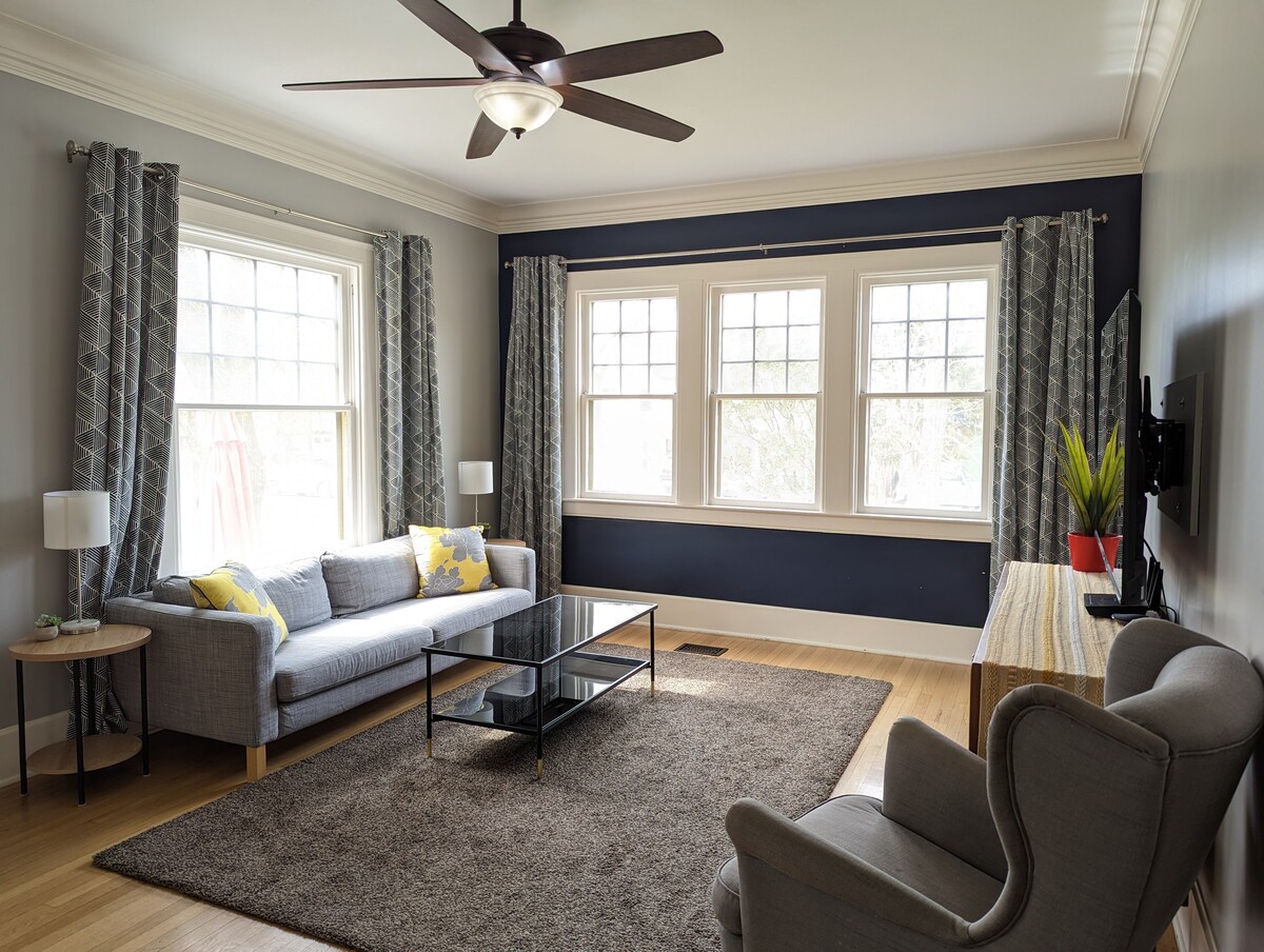 Top Airbnb: Bright and Elegant Historic Hyde Park Home in Hyde Park