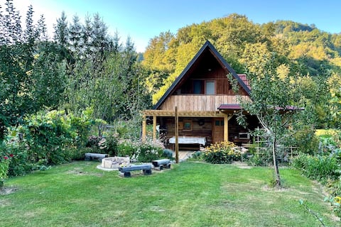 Log Cabin Dobrinca - Heart of Slovenia's Nature