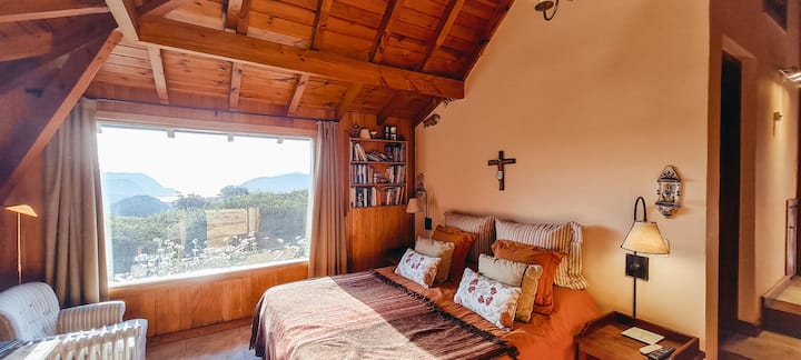 Master bedroom with en-suite bathroom