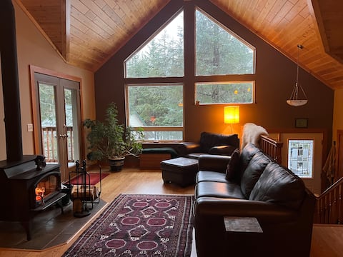 In the woods-hot tub & fire ring