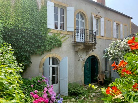 La Chapellerie - a splendid, spacious house for 8