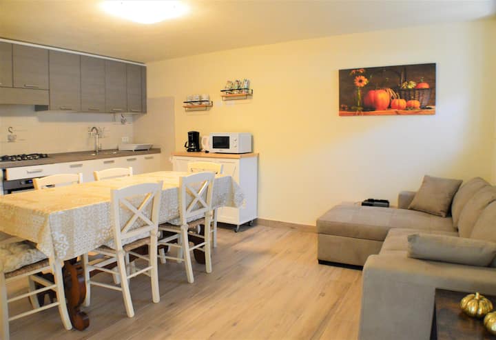 Casa Mita
Con Ombrellone A Lido Di Camaiore - Viareggio