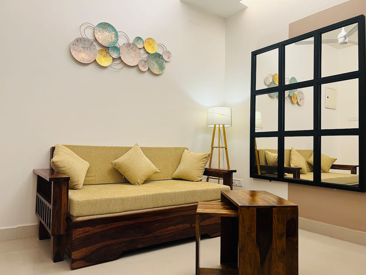Studio on Sterling Road · 3D — Mayfair Stays
