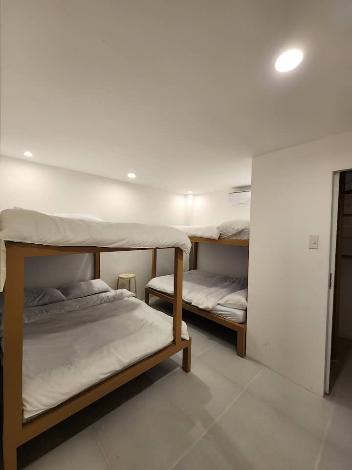 საძინებელი 1