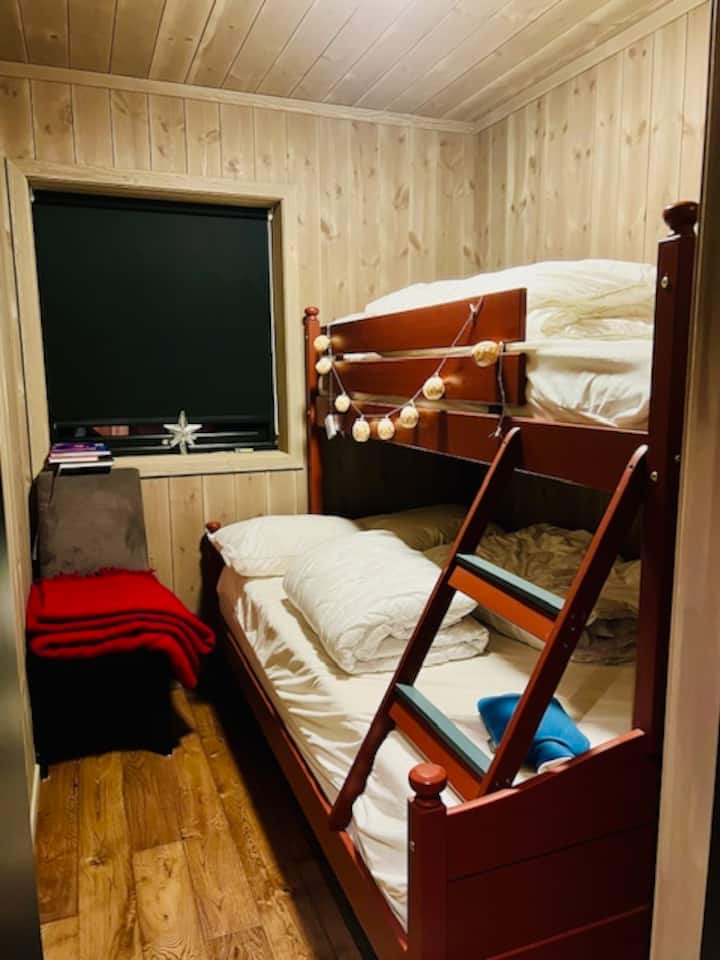 غرفة النوم 2