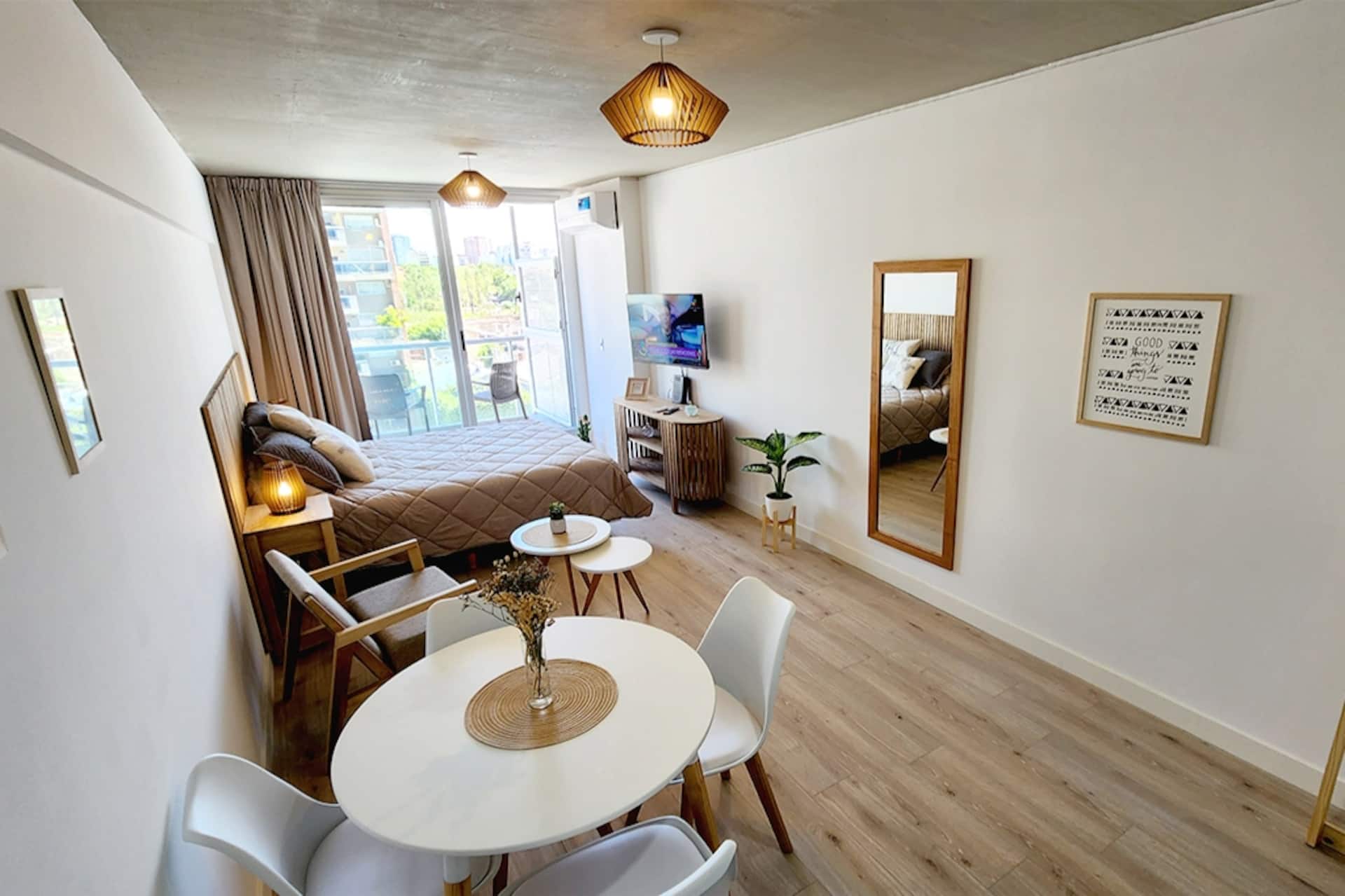 Studio apartment with balcony in Palermo Hollywood
