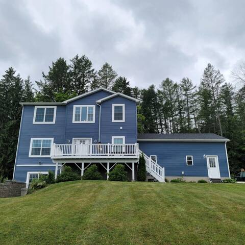 Seneca Summit *Lake View * private road*