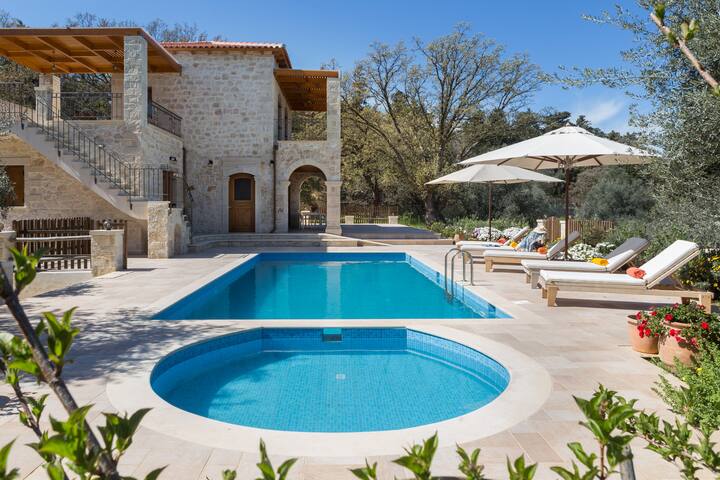 Vederi Estate – Villa Melpomeni gallery image 2