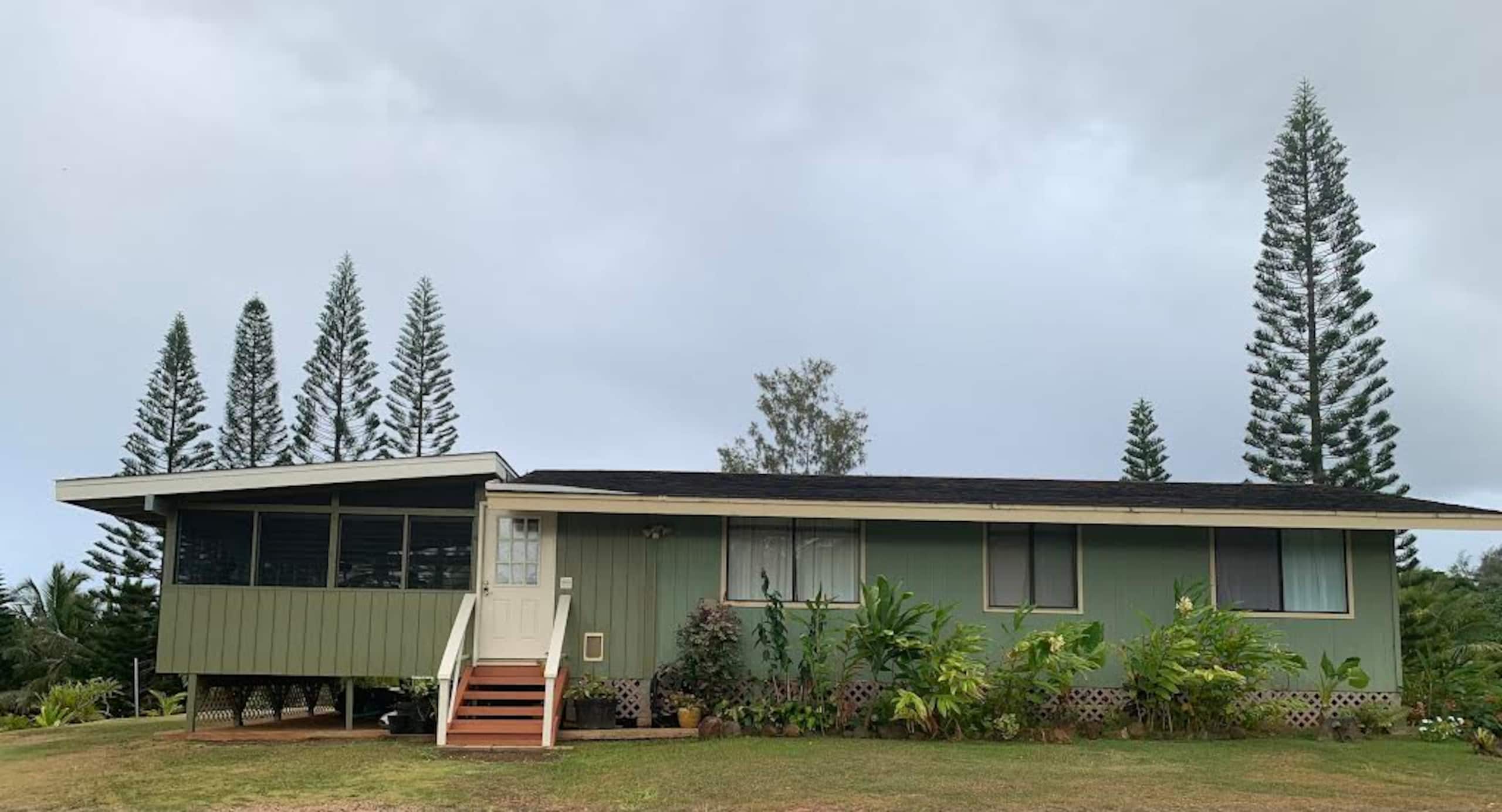 Home in Kilauea · ★4.94 · 2 bedrooms · 3 beds · 1 bath - Photo 22