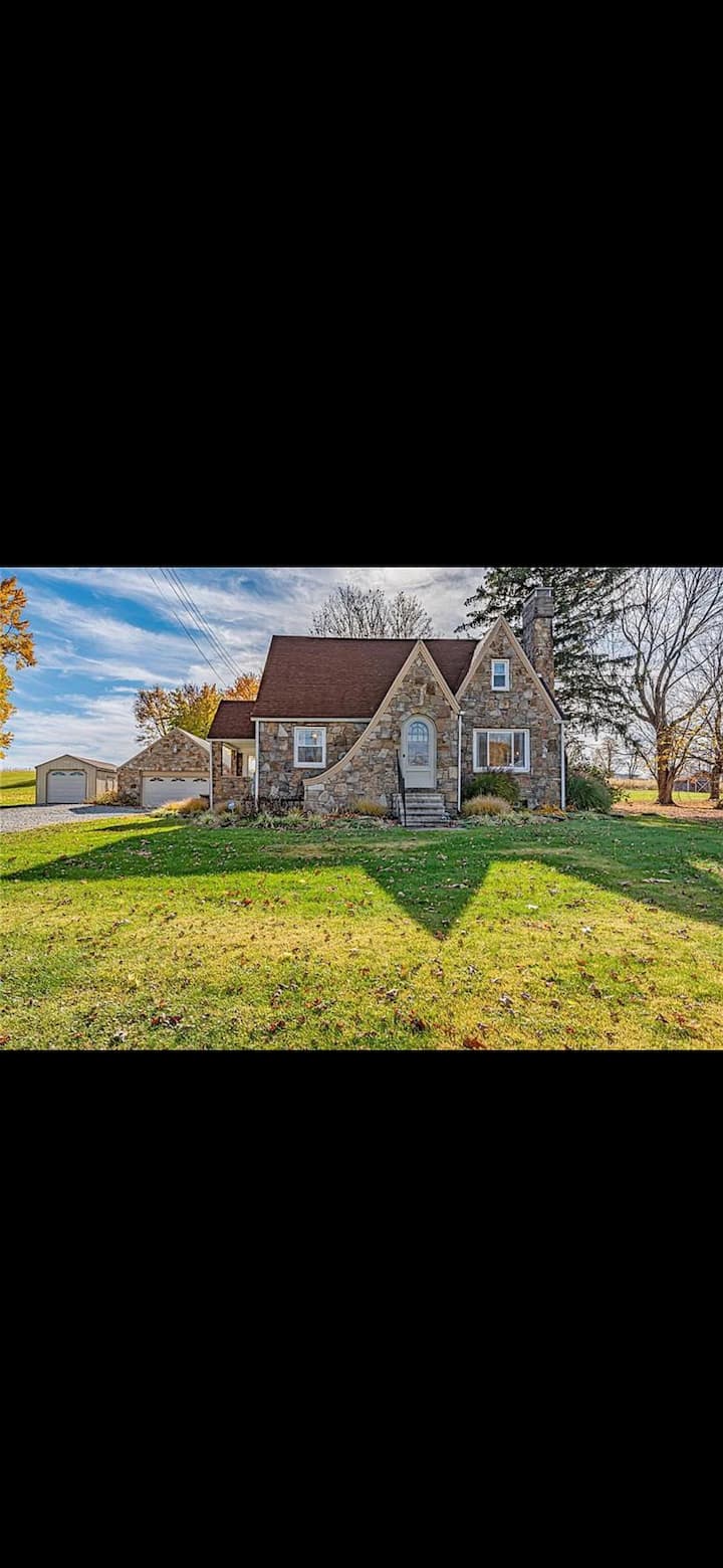 to the Laurel Highlands! Houses for Rent in Donegal