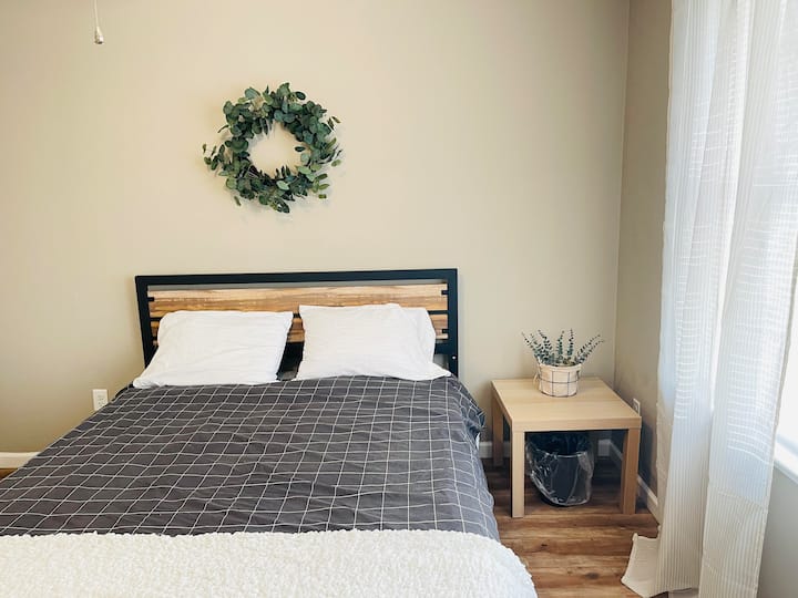 queen bed