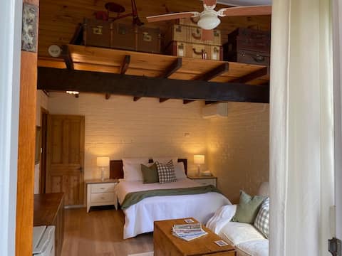 The Original “Goolwa Cottage”